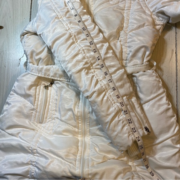 Bebe White Belted Puffer Jacket With A Faux Fur Hood Down Feather Fill Size L - Picture 10 of 13
